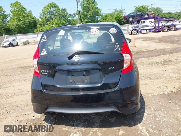 2017 Nissan Note S Plus z VIN 3N1CE2CPXHL359831, wystawiony jako IAAI lot #42395526 z przebiegiem 82 236 mil mil oraz . Historia ofert i sprzedaży dostępna na DreamBid. Obrazek 16.