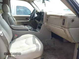 2004 GMC Yukon XL SLT with VIN 1GKEC16ZX4J241996, listed as a IAAI auction lot 41890758 with 1 mi miles. Bid and sale history available at carsss.com. Image 5.
