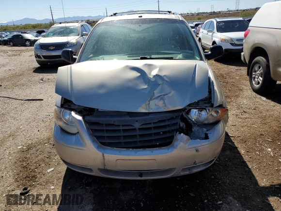 2007 Chrysler Town & Country LWB Touring with VIN 2A8GP54L97R280229, listed as a Copart auction lot 79124214 with 135,668 mi miles and Salvage Title. Bid and sale history available at carsss.com. Image 5.