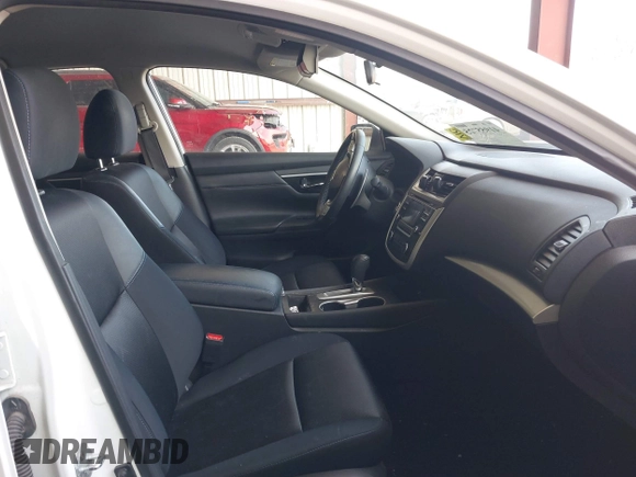 2017 Nissan Altima SR with VIN 1N4AL3AP9HC166428, listed as a IAAI auction lot 41955725 with 52,826 mi miles and . Bid and sale history available at carsss.com. Image 5.