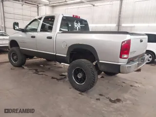 2004 Dodge Ram 2500 SLT with VIN 3D7KU28C84G100913, listed as a IAAI auction lot 41699331 with 372,400 mi miles. Bid and sale history available at carsss.com. Image 3.