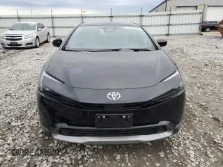 2024 Toyota Prius LE z VIN JTDACAAU3R3038322, wystawiony jako Copart lot #51369275 z przebiegiem 5 292 mil mil oraz Szkoda całkowita • Salvage title. Historia ofert i sprzedaży dostępna na DreamBid. Obrazek 5.