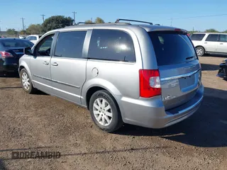 2014 Chrysler Town & Country Touring with VIN 2C4RC1BGXER270140, listed as a IAAI auction lot 41068771 with 144,820 mi miles. Bid and sale history available at carsss.com. Image 3.