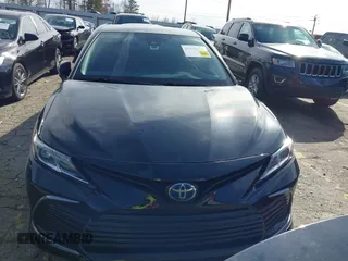 2022 Toyota Camry Hybrid LE with VIN 4T1C31AK1NU579117, listed as a IAAI auction lot 41575058 with 198,792 mi miles. Bid and sale history available at carsss.com. Image 12.