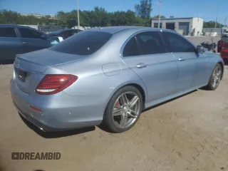 2017 Mercedes-Benz E-Class E 300 Luxury with VIN WDDZF4JB1HA210437, listed as a Copart auction lot 82718854 with 0 mi miles and Clean Title. Bid and sale history available at carsss.com. Image 3.