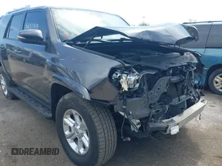 2018 Toyota 4Runner SR5 z VIN JTEBU5JR6J5603977, wystawiony jako IAAI lot #42081399 z przebiegiem 101 666 mil mil oraz . Historia ofert i sprzedaży dostępna na DreamBid. Obrazek 6.