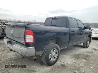 2019 Ram 2500 Tradesman z VIN 3C6UR5CJ6KG633486, wystawiony jako Copart lot #47459835 z przebiegiem 123 704 mil mil oraz Szkoda całkowita • Salvage title. Historia ofert i sprzedaży dostępna na DreamBid. Obrazek 3.