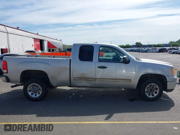 2008 GMC Sierra 1500 Work Truck z VIN 2GTEC19C381102196, wystawiony jako IAAI lot #42212449 z przebiegiem 213 361 mil mil oraz . Historia ofert i sprzedaży dostępna na DreamBid. Obrazek 13.
