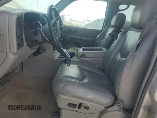 2005 GMC Sierra 1500HD SLT z VIN 1GTGK13U25F895511, wystawiony jako Copart lot #72173084 z przebiegiem 188 070 mil mil oraz Tytuł czysty. Historia ofert i sprzedaży dostępna na DreamBid. Obrazek 7.
