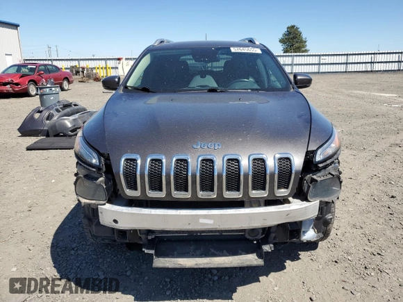 2014 Jeep Cherokee Limited z VIN 1C4PJMDS1EW170001, wystawiony jako Copart lot #57645655 z przebiegiem 154 098 mil mil oraz Szkoda całkowita • Salvage title. Historia ofert i sprzedaży dostępna na DreamBid. Obrazek 5.