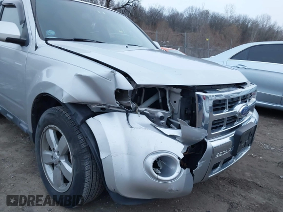 2012 Ford Escape Limited с VIN 1FMCU9E70CKB77700, выставлен на аукционе IAAI как лот 41226558 с пробегом 102 692 миль миль и . История ставок и продаж доступна на DreamBid. Изображение 6.