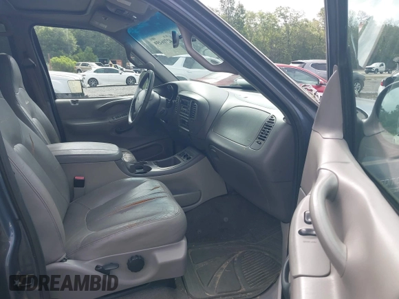 2002 Ford Expedition Eddie Bauer with VIN 1FMRU17W22LA42727, listed as a IAAI auction lot 42716459 with 252,395 mi miles and . Bid and sale history available at DreamBid. Image 5.