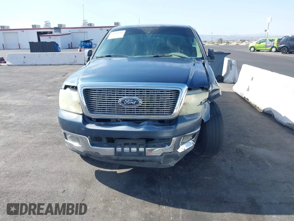 2004 Ford F-150 XL with VIN 1FTPX12594NC17970, listed as a IAAI auction lot 42072133 with 287,991 mi miles. Bid and sale history available at carsss.com. Image 6.