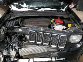 2020 Jeep Renegade Sport with VIN ZACNJBAB9LPL25398, listed as a Copart auction lot 49898705 with 47,555 mi miles and Salvage title. Bid and sale history available at DreamBid. Image 12.