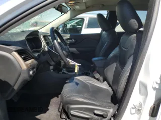 2018 Jeep Cherokee Latitude with VIN 1C4PJLCXXJD528273, listed as a Copart auction lot 56746715 with 70,443 mi miles and Salvage title. Bid and sale history available at DreamBid. Image 7.