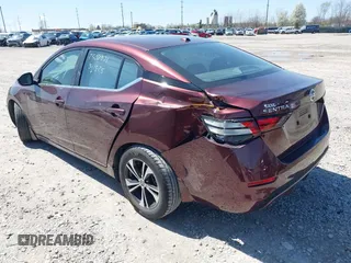 2020 Nissan Sentra SV z VIN 3N1AB8CV9LY217970, wystawiony jako IAAI lot #41989185 z przebiegiem 84 356 mil mil oraz . Historia ofert i sprzedaży dostępna na DreamBid. Obrazek 3.