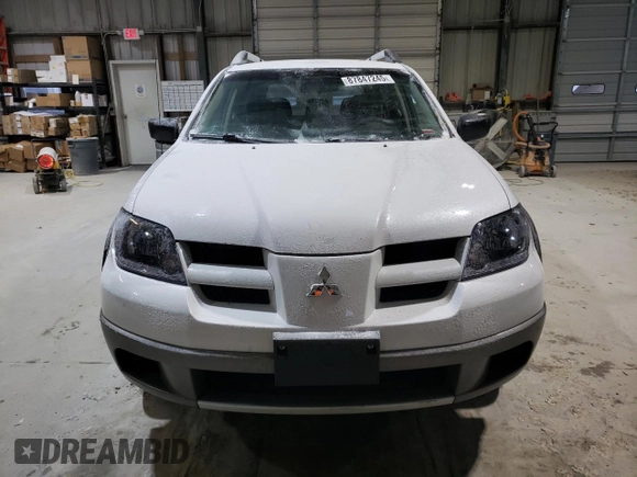 2003 Mitsubishi Outlander LS with VIN JA4LX31G63U075640, listed as a Copart auction lot 87847245 with 151,586 mi miles and Salvage Title. Bid and sale history available at carsss.com. Image 5.