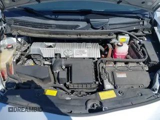 2014 Toyota Prius Four with VIN JTDKN3DU6E1822490, listed as a IAAI auction lot 42182797 with 192,338 mi miles. Bid and sale history available at carsss.com. Image 10.