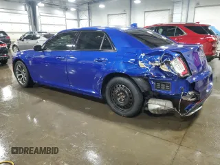 2018 Chrysler 300 S z VIN 2C3CCABG0JH227307, wystawiony jako Copart lot #52359835 z przebiegiem 141 832 mil mil oraz Szkoda całkowita • Salvage title. Historia ofert i sprzedaży dostępna na DreamBid. Obrazek 2.