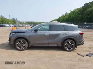 2023 Infiniti QX60 Luxe z VIN 5N1DL1FSXPC359769, wystawiony jako IAAI lot #42389617 z przebiegiem 32 281 mil mil oraz . Historia ofert i sprzedaży dostępna na DreamBid. Obrazek 13.
