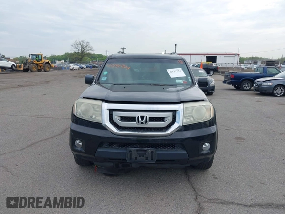 2011 Honda Pilot EX-L with VIN 5FNYF4H61BB078003, listed as a IAAI auction lot 42181724 with 327,236 mi miles and . Bid and sale history available at carsss.com. Image 12.