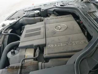 1992 Mercedes-Benz 500 z VIN WDBGA51E1NA027193, wystawiony jako IAAI lot #42435245 z przebiegiem 120 340 mil mil oraz . Historia ofert i sprzedaży dostępna na DreamBid. Obrazek 19.