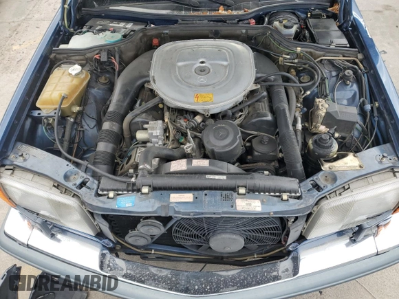 1986 Mercedes-Benz 560 with VIN WDBCA39D0GA267806, listed as a Copart auction lot 49870225 with 117,401 mi miles and Clean Title. Bid and sale history available at DreamBid. Image 11.