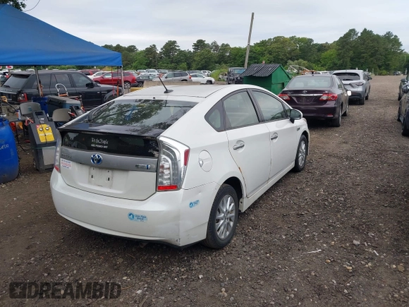 2013 Toyota Prius с VIN JTDKN3DP2D3042936, выставлен на аукционе IAAI как лот 42605312 с пробегом 200 701 миль миль и . История ставок и продаж доступна на DreamBid. Изображение 4.