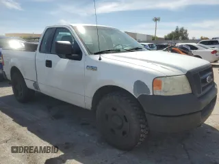 2005 Ford F-150 XL z VIN 1FTRF12W55KC02647, wystawiony jako Copart lot #54583905 z przebiegiem 219 769 mil mil oraz Szkoda całkowita • Salvage title. Historia ofert i sprzedaży dostępna na DreamBid. Obrazek 4.