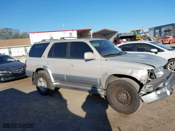 2000 Toyota 4Runner Limited with VIN JT3HN87R6Y0283866, listed as a IAAI auction lot 41639423 with 285,426 mi miles. Bid and sale history available at carsss.com. Image 13.