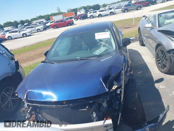 2017 Nissan Maxima SV with VIN 1N4AA6AP9HC414880, listed as a IAAI auction lot 41311227 with 54,570 mi miles and . Bid and sale history available at DreamBid. Image 12.