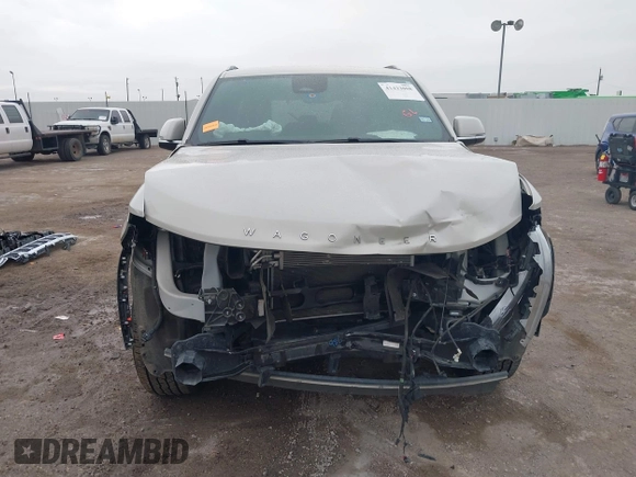 2022 Jeep Wagoneer Series II with VIN 1C4SJVBT5NS142754, listed as a IAAI auction lot 41423008 with 82,611 mi miles and . Bid and sale history available at DreamBid. Image 13.