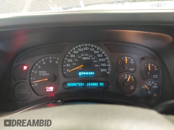 2004 Chevrolet Avalanche Z71 with VIN 3GNEK12T84G135720, listed as a IAAI auction lot 42435299 with 184,802 mi miles and . Bid and sale history available at DreamBid. Image 7.