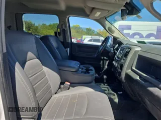 2018 Ram 2500 Tradesman with VIN 3C7WR5HJXJG215461, listed as a IAAI auction lot 42079292 with 156,861 mi miles. Bid and sale history available at carsss.com. Image 1.