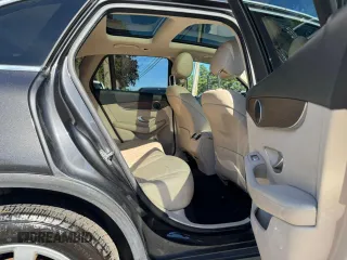 2020 Mercedes-Benz GLC 300 z VIN WDC0G8DB6LF673683, wystawiony jako Copart lot #65841355 z przebiegiem 86 329 mil mil oraz Czysty tytuł • Clean title. Historia ofert i sprzedaży dostępna na DreamBid. Obrazek 6.