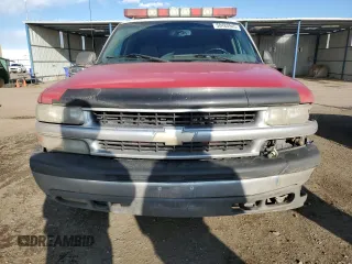 2005 Chevrolet Suburban LT with VIN 1GNFK16Z35J186982, listed as a Copart auction lot 50480945 with 106,974 mi miles and Salvage title. Bid and sale history available at DreamBid. Image 5.