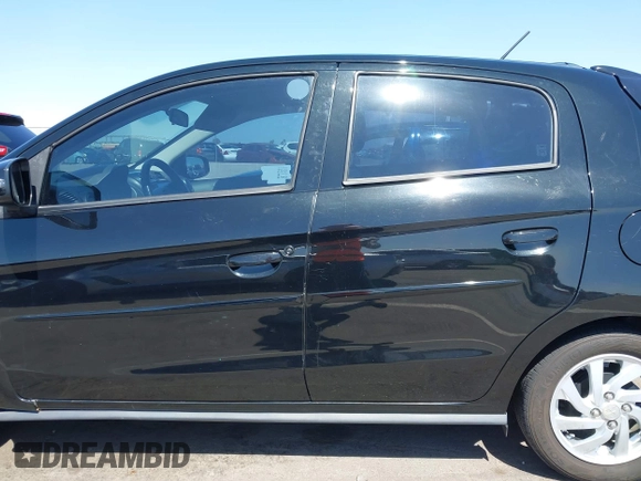 2017 Mitsubishi Mirage SE z VIN ML32A4HJ5HH008640, wystawiony jako IAAI lot #42281992 z przebiegiem 58 254 mil mil oraz . Historia ofert i sprzedaży dostępna na DreamBid. Obrazek 14.