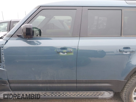 2020 Land Rover Defender HSE z VIN SALE97EU6L2016219, wystawiony jako IAAI lot #41544860 z przebiegiem 50 274 mil mil oraz . Historia ofert i sprzedaży dostępna na DreamBid. Obrazek 15.