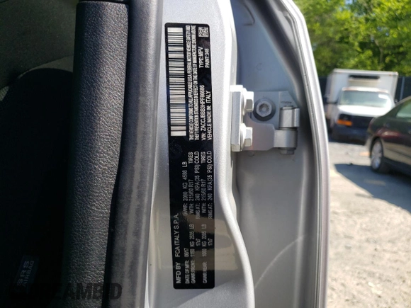2017 Jeep Renegade Latitude z VIN ZACCJBBB3HPF86686, wystawiony jako Copart lot #54656705 z przebiegiem 87 482 mil mil oraz Szkoda całkowita • Salvage title. Historia ofert i sprzedaży dostępna na DreamBid. Obrazek 13.