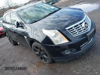 2013 Cadillac SRX Performance Collection with VIN 3GYFNDE37DS531453, listed as a IAAI auction lot 41742540 with 999,999 mi miles. Bid and sale history available at carsss.com. Image 1.