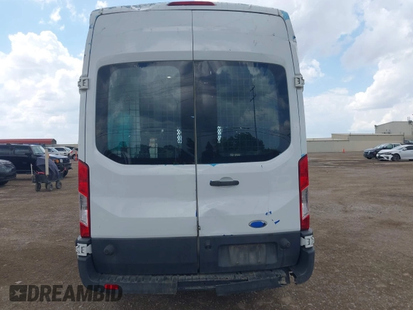 2017 Ford Transit z VIN 1FTYR2XG4HKB46781, wystawiony jako IAAI lot #42731791 z przebiegiem 194 657 mil mil oraz . Historia ofert i sprzedaży dostępna na DreamBid. Obrazek 16.
