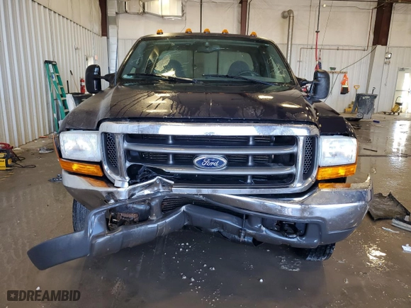 2000 Ford Super Duty F-350 DRW XL with VIN 1FTWX33F2YEC65900, listed as a Copart auction lot 46054625 with 110,585 mi miles and Non Repairable. Bid and sale history available at carsss.com. Image 5.