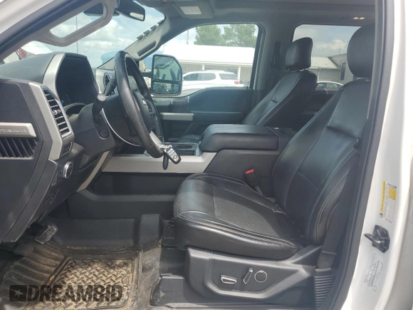 2017 Ford F-250 Lariat z VIN 1FT7W2B60HEC78227, wystawiony jako Copart lot #59498725 z przebiegiem 84 672 mil mil oraz Szkoda całkowita • Salvage title. Historia ofert i sprzedaży dostępna na DreamBid. Obrazek 7.
