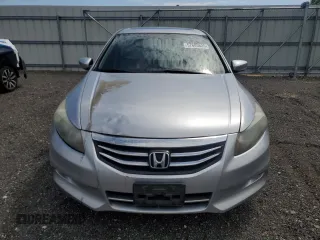 2011 Honda Accord EX-L z VIN 1HGCP3F86BA012529, wystawiony jako Copart lot #57605635 z przebiegiem 176 186 mil mil oraz Szkoda całkowita • Salvage title. Historia ofert i sprzedaży dostępna na DreamBid. Obrazek 5.