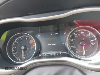 2017 Jeep Cherokee Trailhawk с VIN 1C4PJMBS6HW597794, выставлен на аукционе IAAI как лот 41750977 с пробегом 47 313 миль миль и . История ставок и продаж доступна на DreamBid. Изображение 7.
