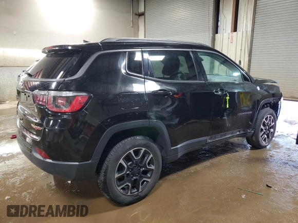 2019 Jeep Compass Trailhawk with VIN 3C4NJDDB1KT660608, listed as a Copart auction lot 51926615 with 81,047 mi miles and Salvage Title. Bid and sale history available at DreamBid. Image 3.