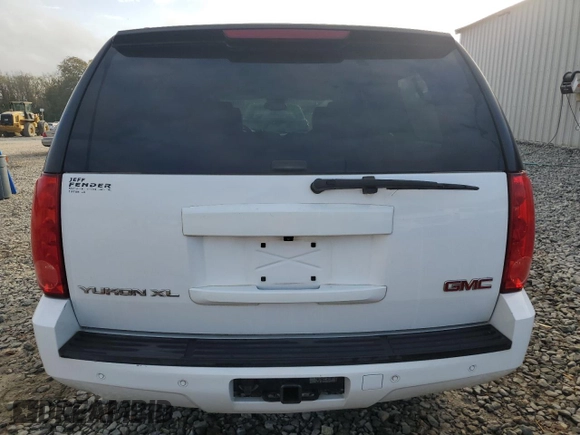 2008 GMC Yukon XL SLT 4SB with VIN 1GKFC16J98R133259, listed as a Copart auction lot 78108664 with 159,571 mi miles and Salvage Title. Bid and sale history available at carsss.com. Image 6.