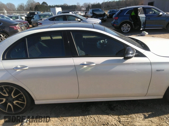2018 Mercedes-Benz E-Class AMG E 43 with VIN WDDZF6EBXJA477524, listed as a IAAI auction lot 41174809 with 1 mi miles. Bid and sale history available at carsss.com. Image 13.