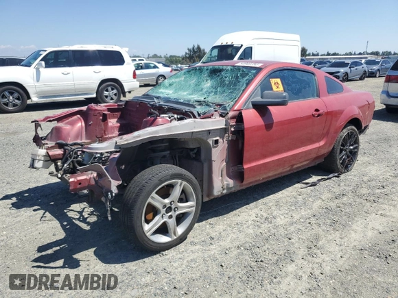 2007 Ford Mustang GT Deluxe z VIN 1ZVHT82H875231542, wystawiony jako Copart lot #54949755 z przebiegiem Nie podano mil oraz Nie do naprawy • Non repairable. Historia ofert i sprzedaży dostępna na DreamBid. Obrazek 1.