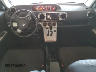 2010 Scion xB z VIN JTLZE4FE9A1109236, wystawiony jako Copart lot #57486055 z przebiegiem 189 727 mil mil oraz Czysty tytuł • Clean title. Historia ofert i sprzedaży dostępna na DreamBid. Obrazek 8.